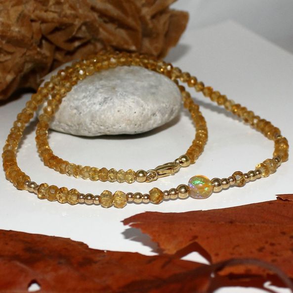 Unikatowa biżuteria - naszyjnik z cytrynu i Welo opal 1