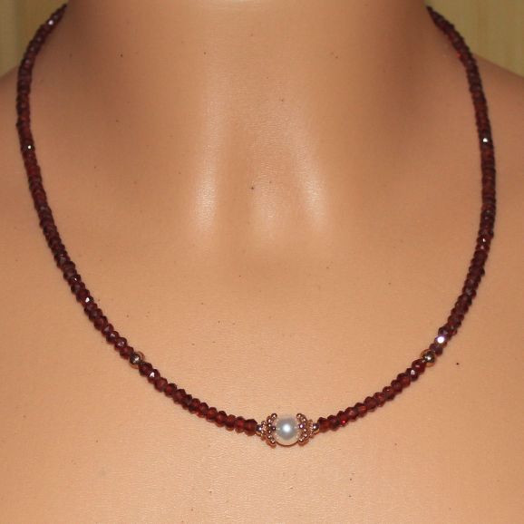 Unikatowa biżuteria - naszyjnik z granatu i perły Akoya 4