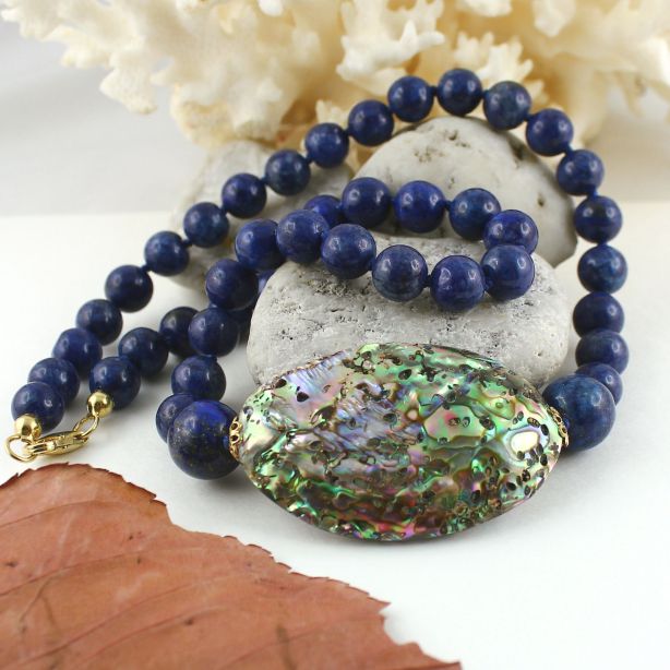 Unikatowa biżuteria - naszyjnik z lapis lazuli i muszli Abalone 3